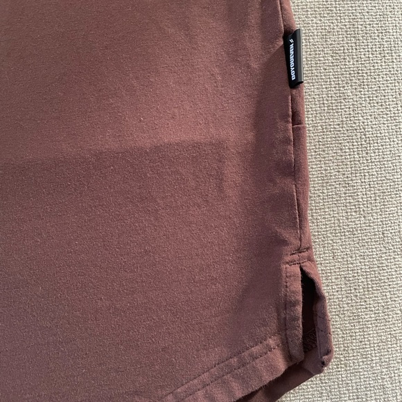 DOYOUEVEN Mark Drop Tee in Dark Brown Size Small - Picture 5 of 6